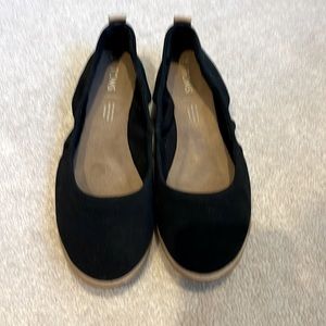 Tom’s ballet flats sz 7.5